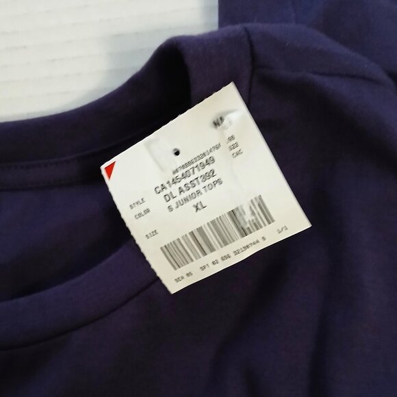 Disney T-Shirt Brand New with Tag - Picture 10 of 10